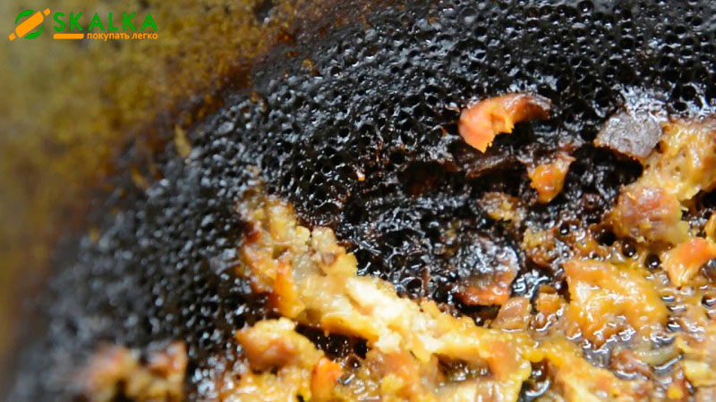 Как-очистить-казан-от-мяса.jpg
