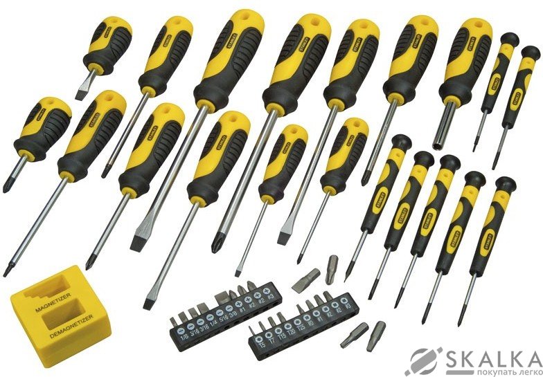 На фото Набор отверток и насадок Stanley сумка, магнитезатор, 42 элементов (STHT0-62113)