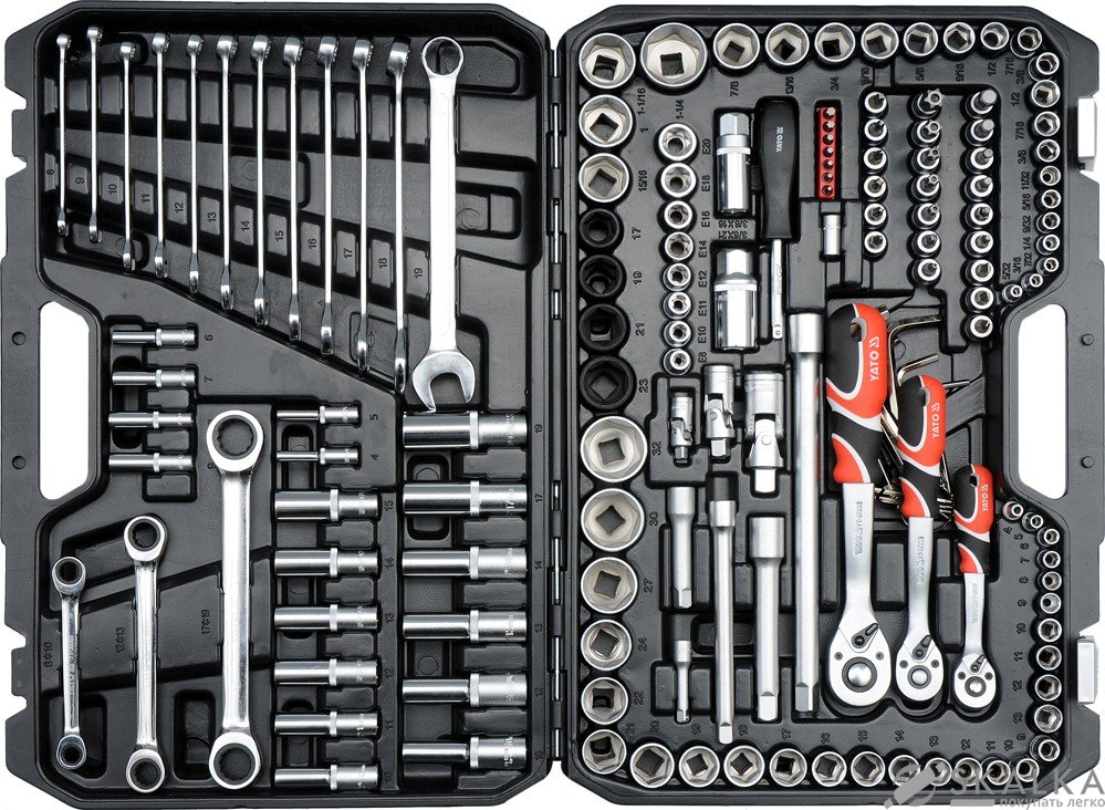 На фото Набор головок торцевых Yato 1/2", 3/8", 1/4" с инструментами, насадками 150 шт (YT-38811)