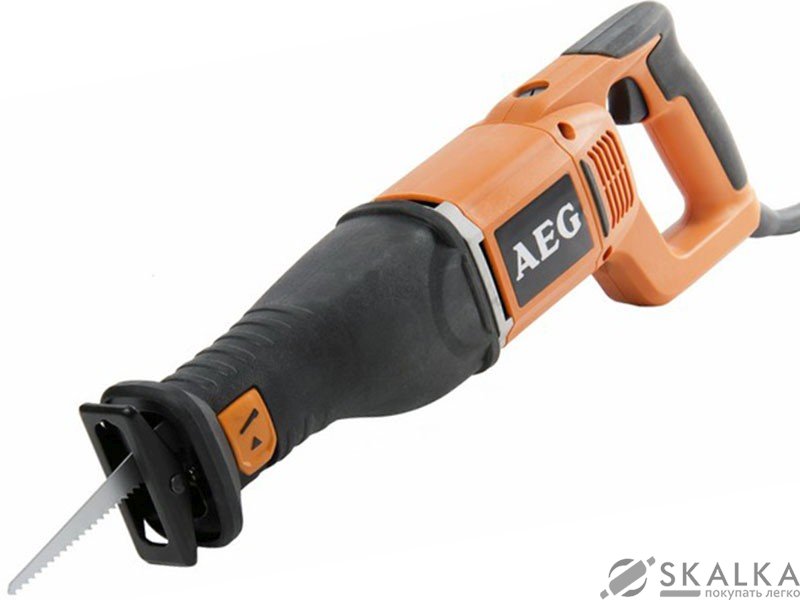 На фото Сабельная пила AEG 1300 Вт, 2800 об/мин, ход 30 мм (US1300XE)