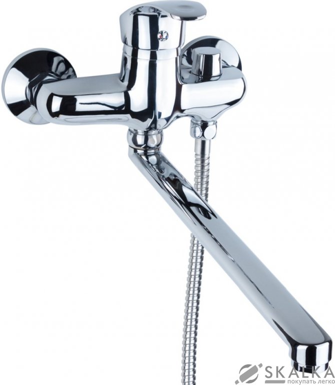 На фото Смеситель для ванны Aquatica NL D40 гусак прямой 350мм дивертор встроенный картриджный (NL-2C243C)