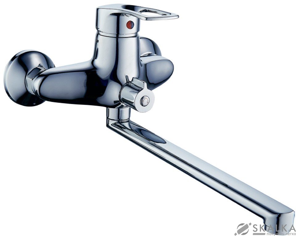 Смеситель для ванны Tau SM D40 гусак прямой 350мм дивертор встроенный картриджный (SM-2C244C) На фото Смеситель для ванны Tau SM D40 гусак прямой 350мм дивертор встроенный картриджный (SM-2C244C)