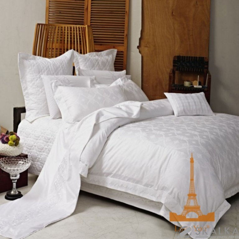 На фото Постельное белье Love you Жаккард Белое Евро (0376)