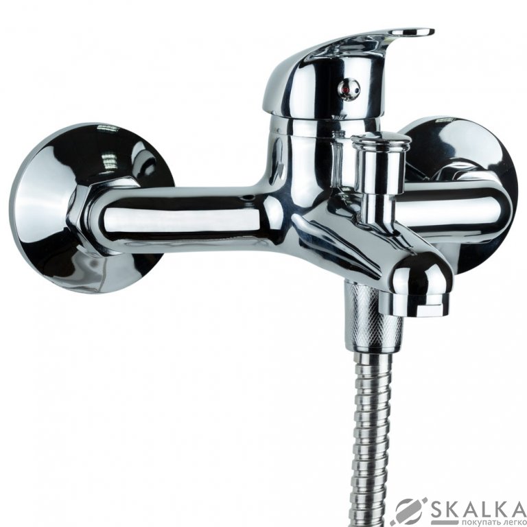 На фото Смеситель для ванны Tau TN D35 литой (TN-1C142C)