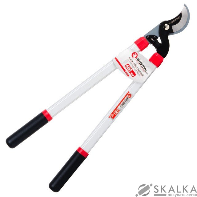 На фото Сучкорез садовый для обрезки веток Intertool 680 мм (FT-1111)