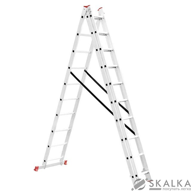 Лестница алюминиевая Intertool 3-х секционная 3*10ступ. 6.48м (LT-0310) На фото Лестница алюминиевая Intertool 3-х секционная 3*10ступ. 6.48м (LT-0310)