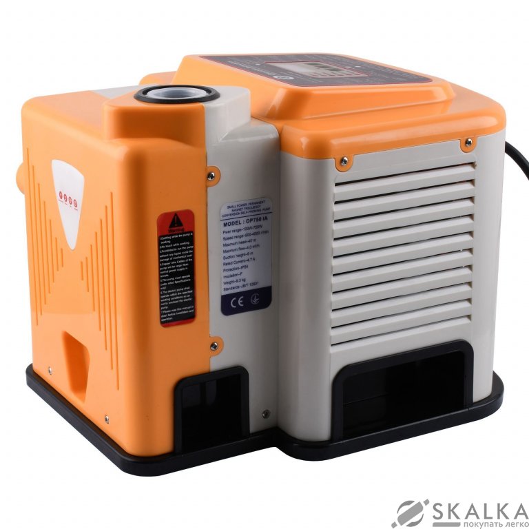 На фото Насосная станция Optima OP750 IA с интеллектуальным частотным преобразователем