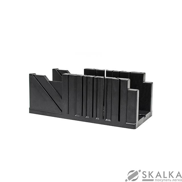 На фото Стусло пластиковое Intertool 320*105*105мм (HT-0726)