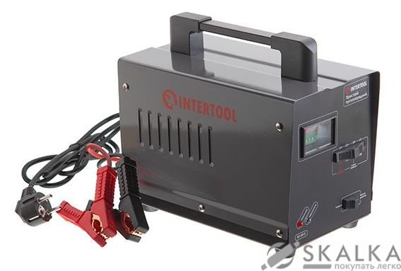 Пускозарядное устройство Intertool 6-12В, 220В, 70А (AT-3013) На фото Пускозарядное устройство Intertool 6-12В, 220В, 70А (AT-3013)