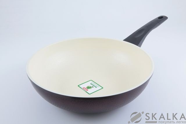 На фото Cковорода-вок Fissman OLYMPIC 28 см с антипригарным покрытием (AL-4524.28)