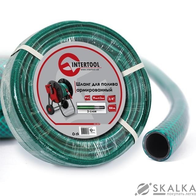 На фото Шланг Intertool для полива 3-х слойный 3/4", 100м, армированный PVC (GE-4047)