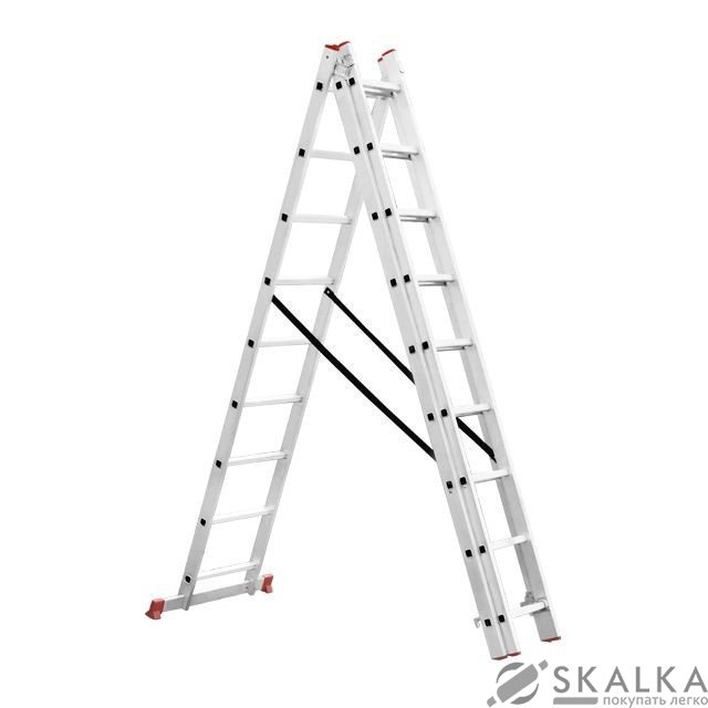 Лестница алюминиевая Intertool 3-х секционная 3*9ступ. 5.93м (LT-0309) На фото Лестница алюминиевая Intertool 3-х секционная 3*9ступ. 5.93м (LT-0309)