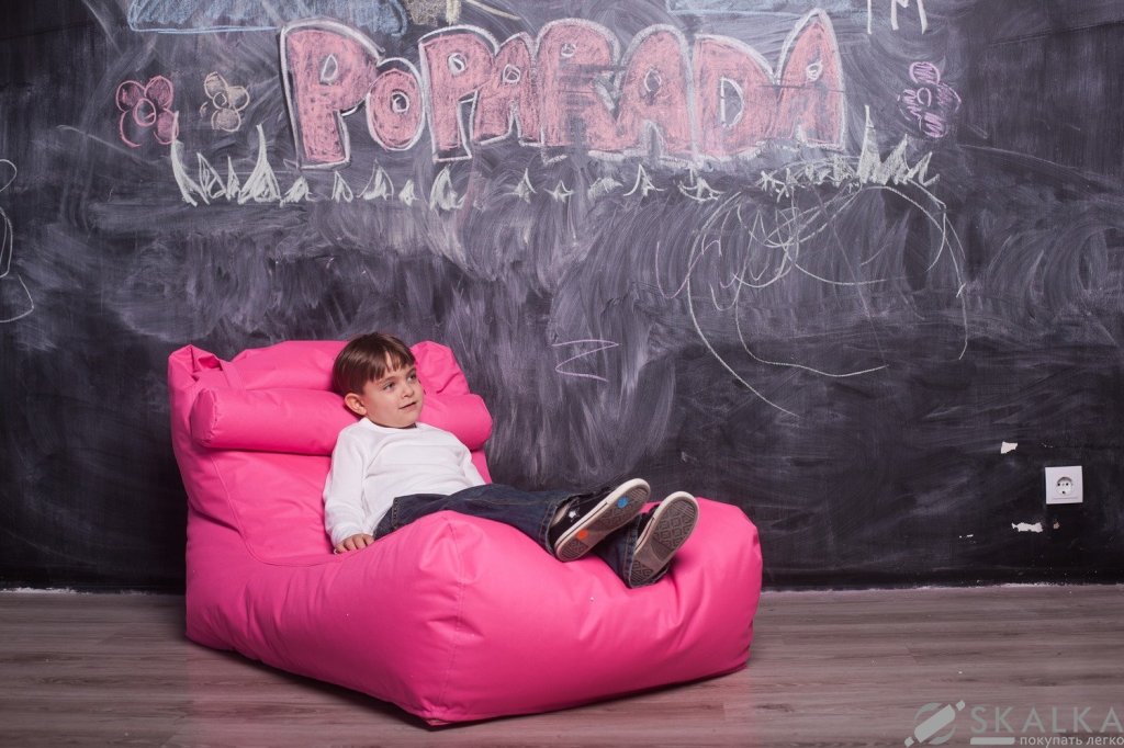 На фото Кресло-мешок Лежак Poparada Pink (LM)
