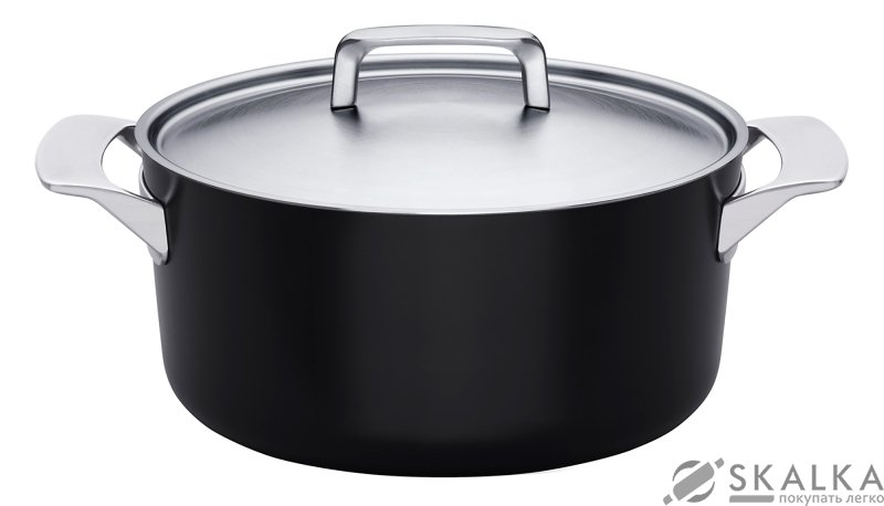 На фото Кастрюля Fiskars Rotisser 3.5 л (1016213)