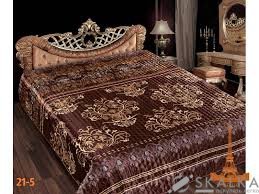 На фото Покрывало Love you Шелк Gold 42876 Дели 200х220 см Коричневое