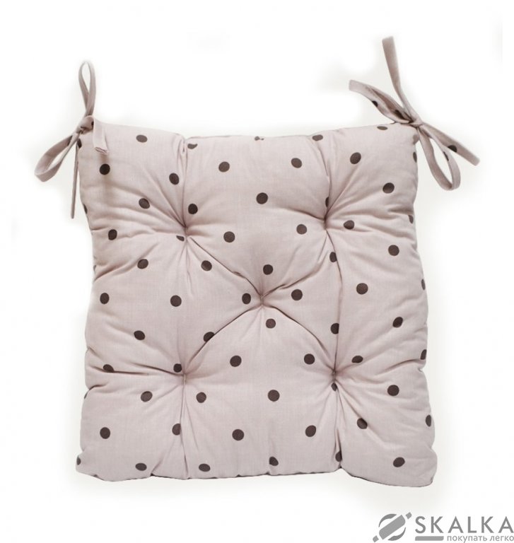 На фото Подушка для стула Прованс Горох 40х40 см Бежевая (.007067)