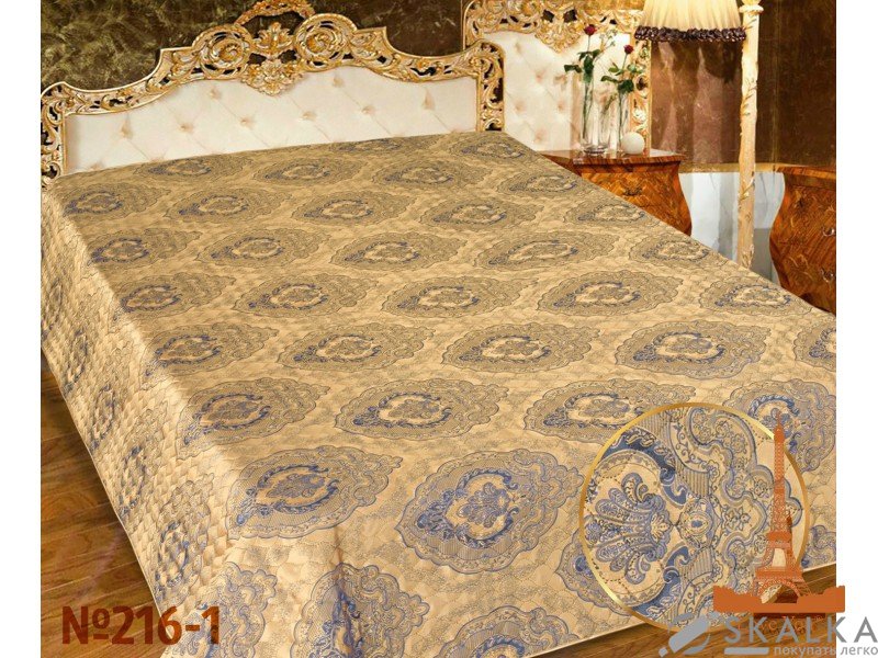 На фото Покрывало Love you Жаккард 216-1 200х220 см Золотое