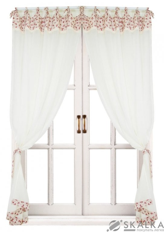 На фото Штора Прованс Red Rose Батист 250х145 см 2шт Красная роза с кантом и мережкой (10573)