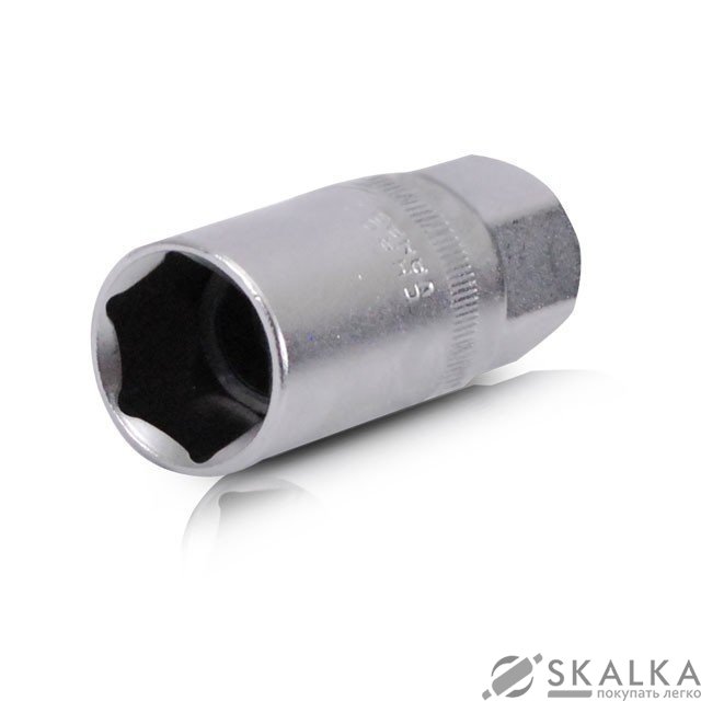На фото Головка свечная Intertool 1/2", 21мм*65мм CrV (ET-0007)