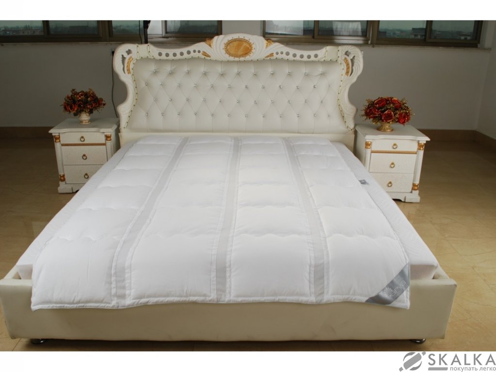 На фото Одеяло Arya Pure Line 155х215 см Climarelle (TR1001140)