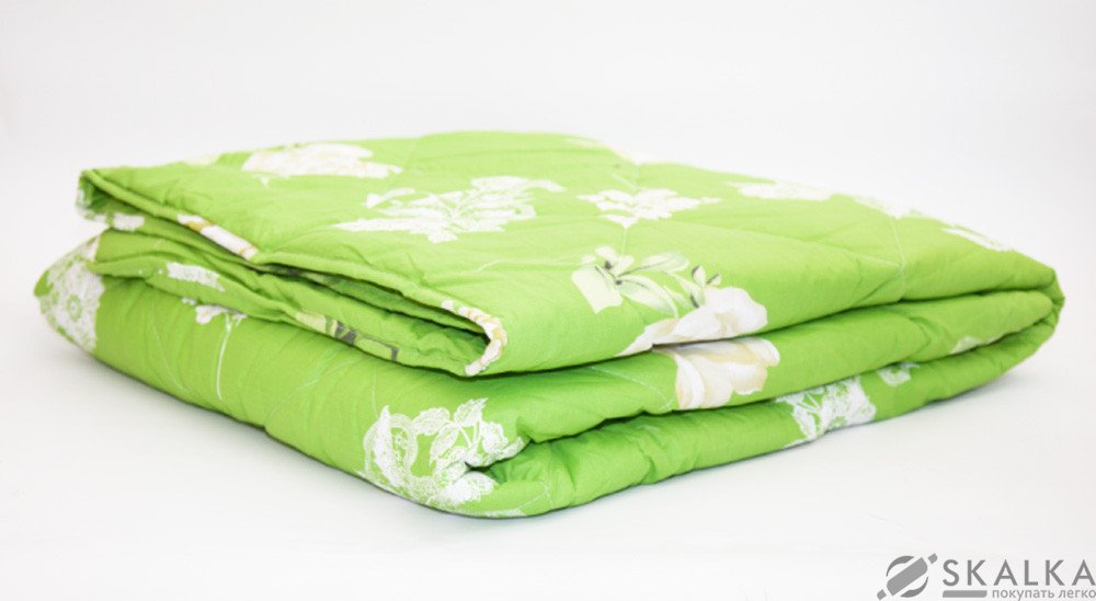 На фото Одеяло ТЕП light Холлофайбер 150х210 см Зеленое