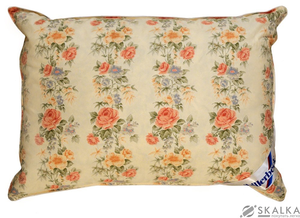 На фото Подушка Billerbeck Лора Пух/перо 68х68 см Кремовая (1532-01/68)