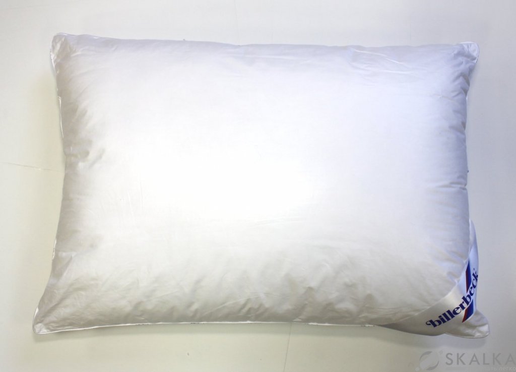 На фото Подушка антиаллергенная Billerbeck Элина Микроволокно 68х68 см Белая (1300-11/68)