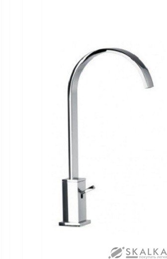 Кухонный смеситель Schock Kronos Chrom-80 хром (51700080) На фото Кухонный смеситель Schock Kronos Chrom-80 хром (51700080)