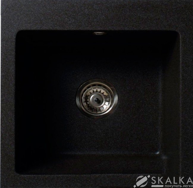 На фото Кухонная мойка Brenor Milano 50 8M Черная Металл