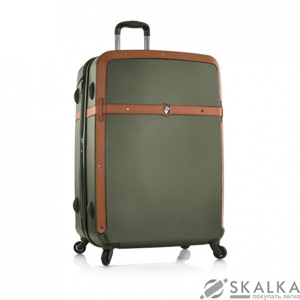 На фото Чемодан Heys Heritage (L) Olive (924336)