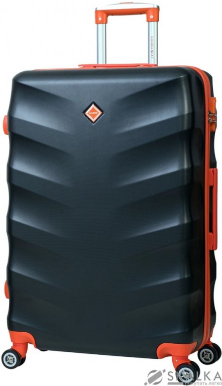 Чемодан Bonro Next (небольшой) черный (10042000) На фото Чемодан Bonro Next (небольшой) черный (10042000)