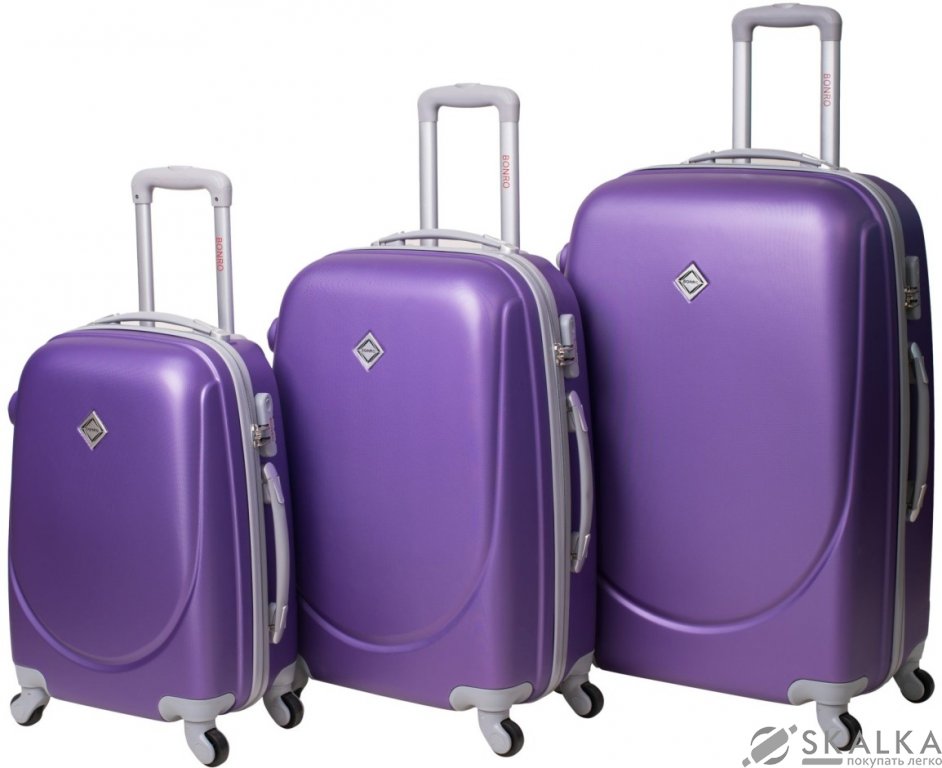 На фото Чемодан Bonro Smile набор 3 штуки фиолетовый (10050309)