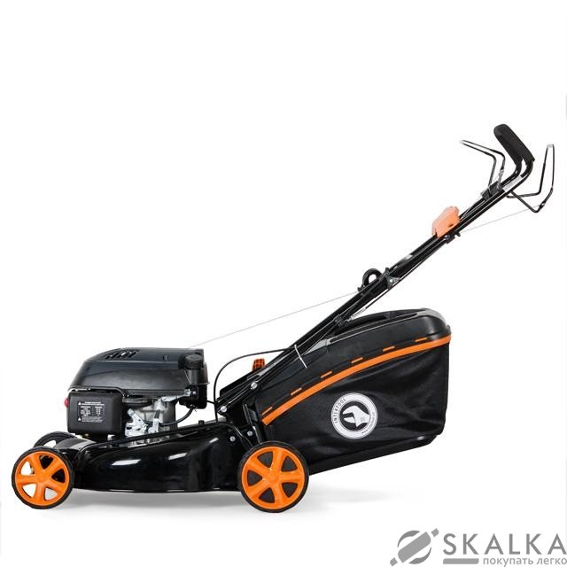 Газонокосилка бензиновая Intertool 4.9 HP, 3.6 кВт, ширина среза 508 мм самоходная (LM-6050) На фото Газонокосилка бензиновая Intertool 4.9 HP, 3.6 кВт, ширина среза 508 мм самоходная (LM-6050)