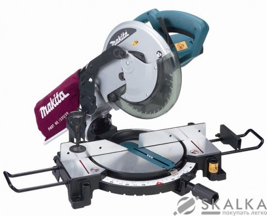 Торцовочная пила Makita MLS100 1.5 кВт 255 мм (32802) На фото Торцовочная пила Makita MLS100 1.5 кВт 255 мм (32802)
