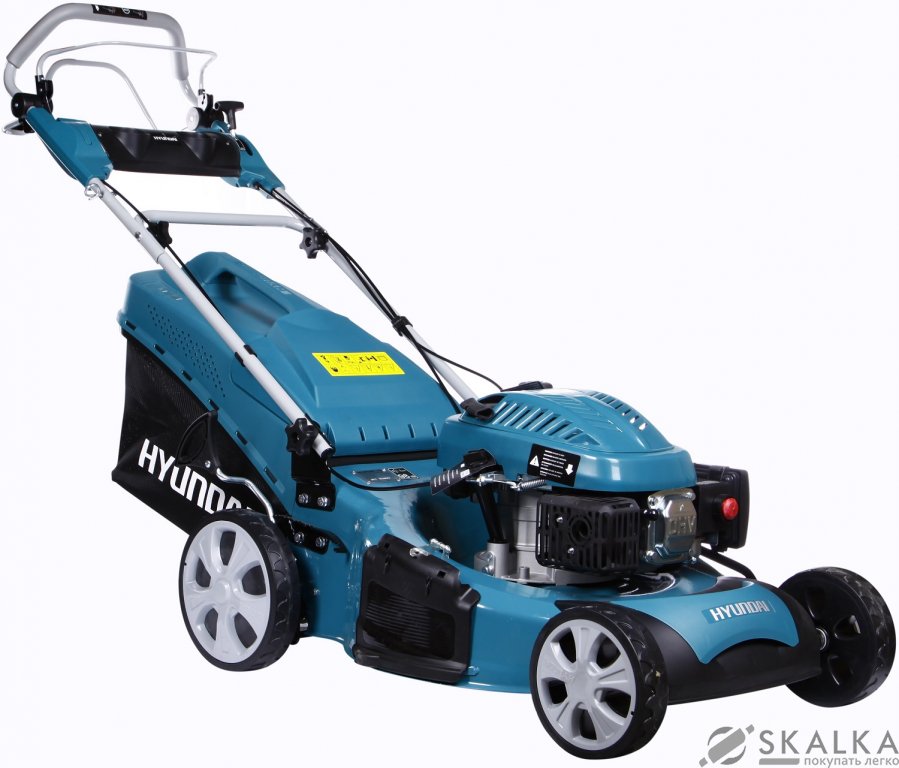 На фото Газонокосилка бензиновая Hyundai L 5500S