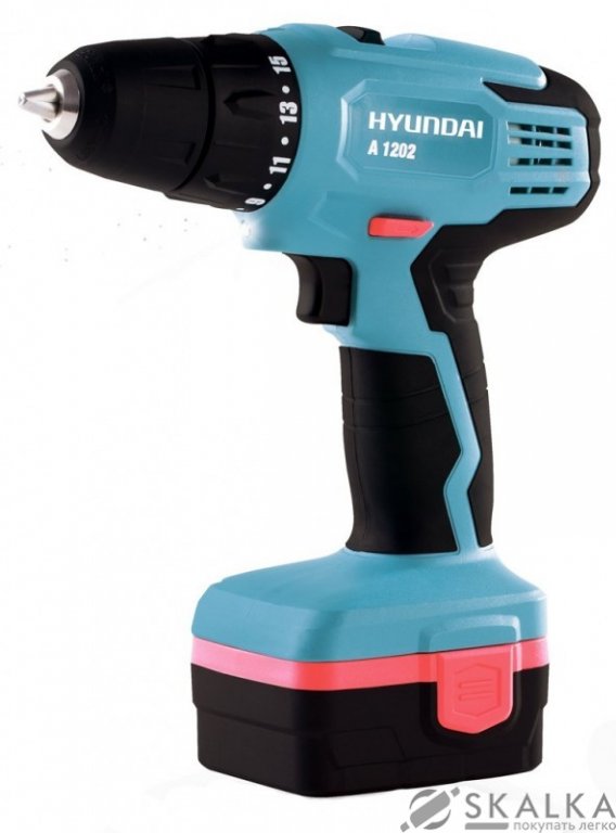 На фото Шуруповерт аккумуляторный Hyundai A 1202