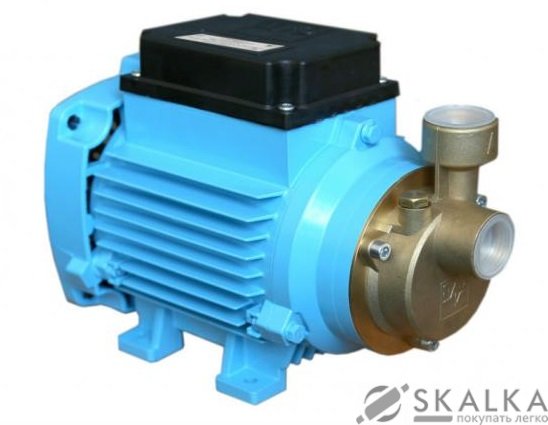 Поверхностный вихревой насос Водолей (БВН 0.32-35 У1.1) На фото Поверхностный вихревой насос Водолей (БВН 0.32-35 У1.1)