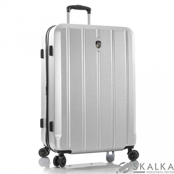 На фото Чемодан Heys Para-Lite (L) Silver (926732)