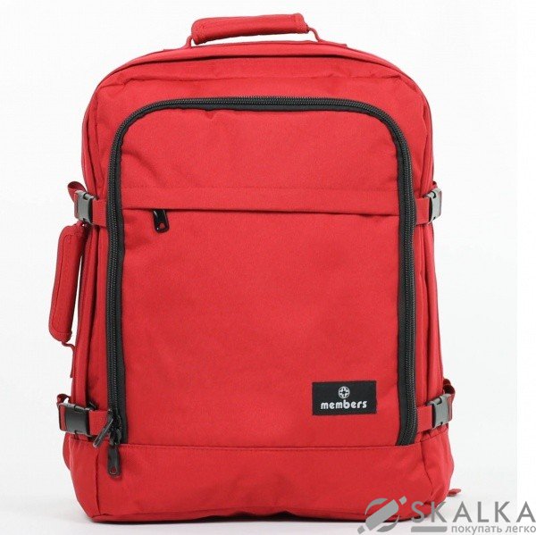 На фото Сумка-рюкзак Members Essential On-Board 44 Red (926390)