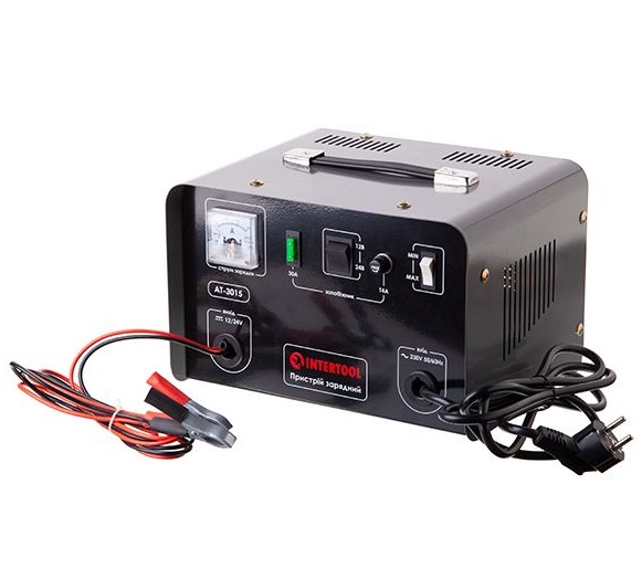 Зарядное устройство Intertool 12-24В, 800Вт, 230В, 30/20А (AT-3015)