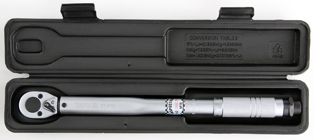 Динамометрический ключ Yato 3/8" 19-110 Нм 366 мм (YT-0750)