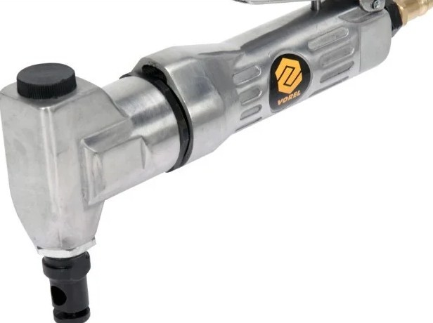 Ножницы пневматические Vorel 1/4" 3500 рез/мин h≤1.5 мм P=0.62 МПа 113 л/мин (81070)