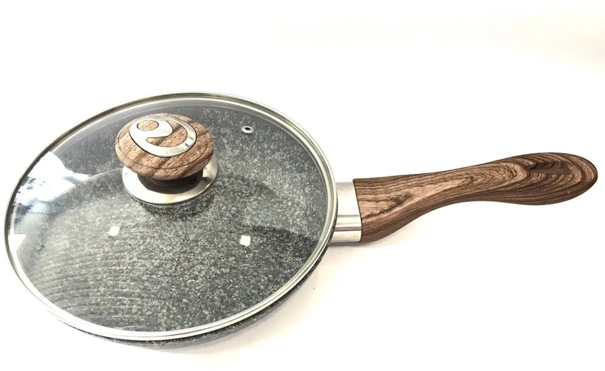 Сковорода Benson 22 см с гранитным покрытием (BN-537)