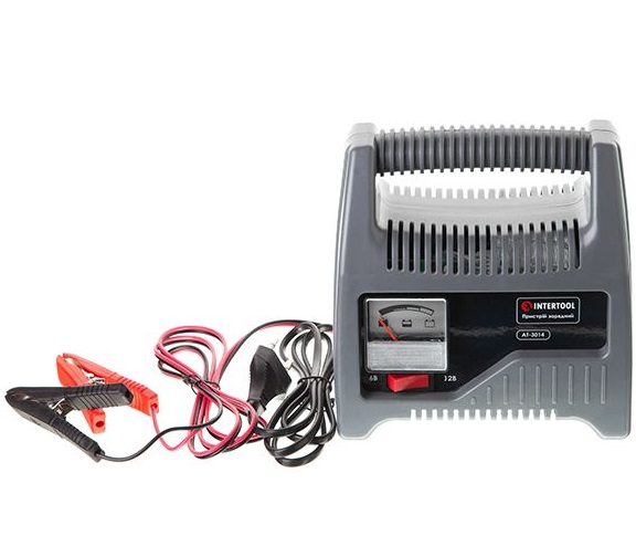 Зарядное устройство Intertool 6-12В со стрелочным индикатором (AT-3014)