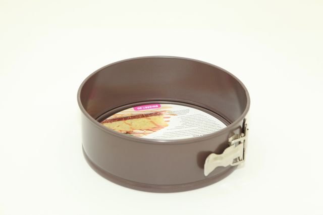 Разъемная форма для выпечки пирога 20x6,8 см (углеродистая сталь с антипригарным покрытием)