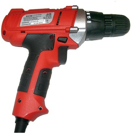 Шуруповерт сетевой Гранит ШС-580 (839793)