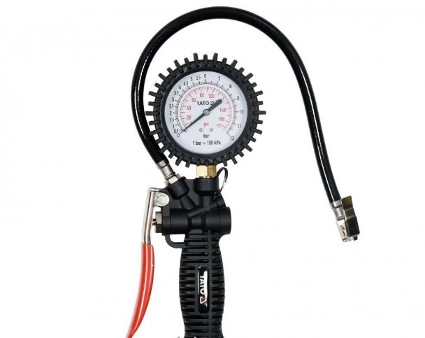 Пневмопистолет для подкачки шин Yato с манометром P ≤ 0.8 MРa 1/4" 440 мм (YT-23703)