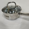 На фото Ковш из нержавеющей стали с крышкой Benson 16 см 1.5 л (BN-228)