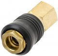 Быстроразъемное соединение Intertool с внутренней резьбой 3/8" латунь (PT-1818) На фото Быстроразъемное соединение Intertool с внутренней резьбой 3/8" латунь (PT-1818)