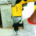 На фото Дрель ударная STANLEY 800 Вт, 0-3000 об/мин, патрон 13 мм (STDH8013C-RU)